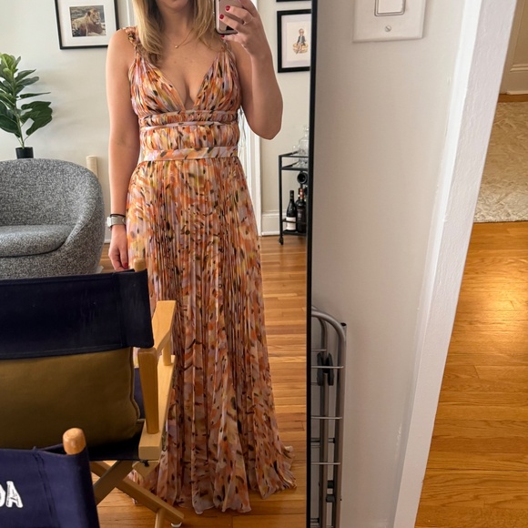 AMUR Multicolor Pleated Dress
Never worn, brand new - Picture 2 of 2